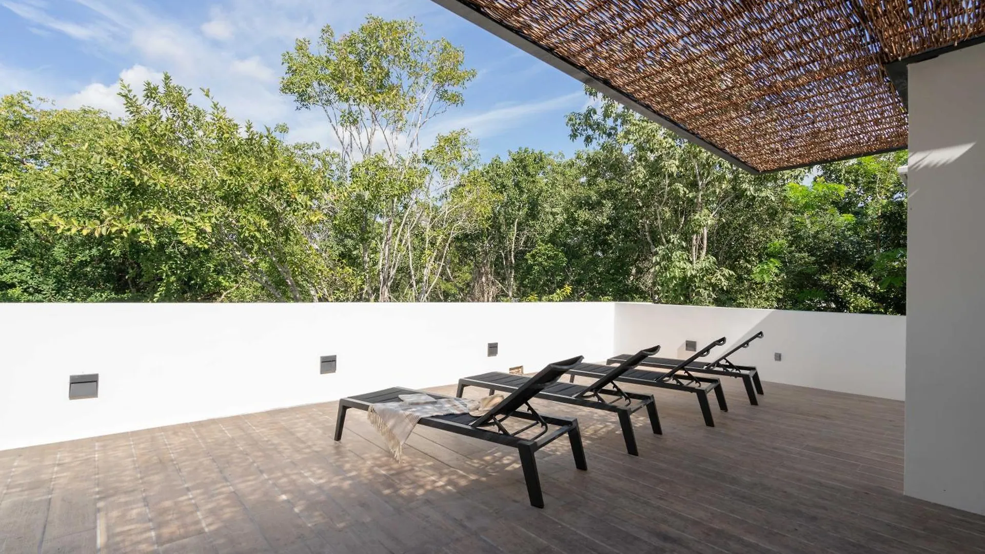Twelve O'Clock - Luxury Villas Tulum