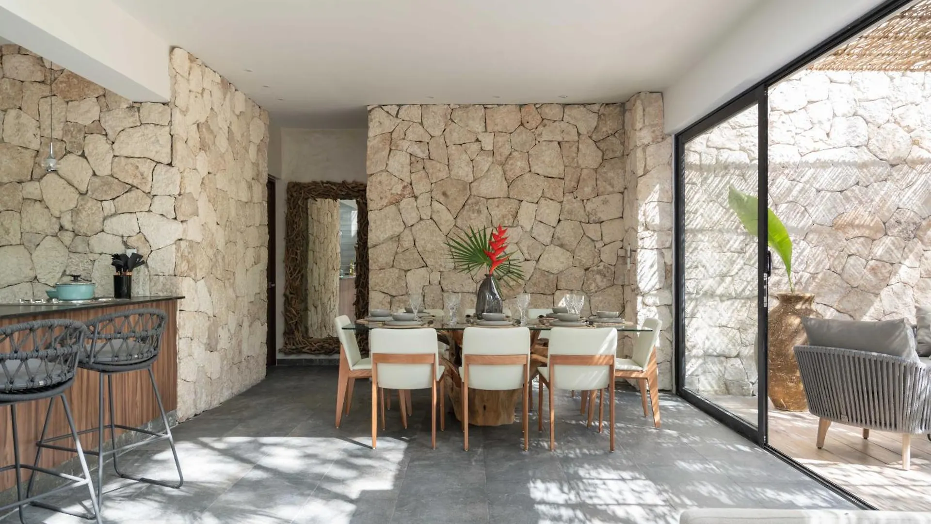 Twelve O'Clock - Luxury Villas Tulum