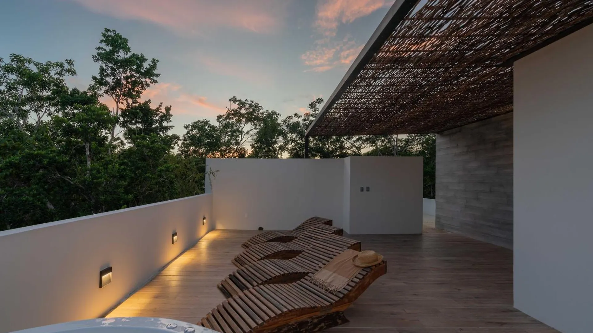 Twelve O'Clock - Luxury Villas Tulum
