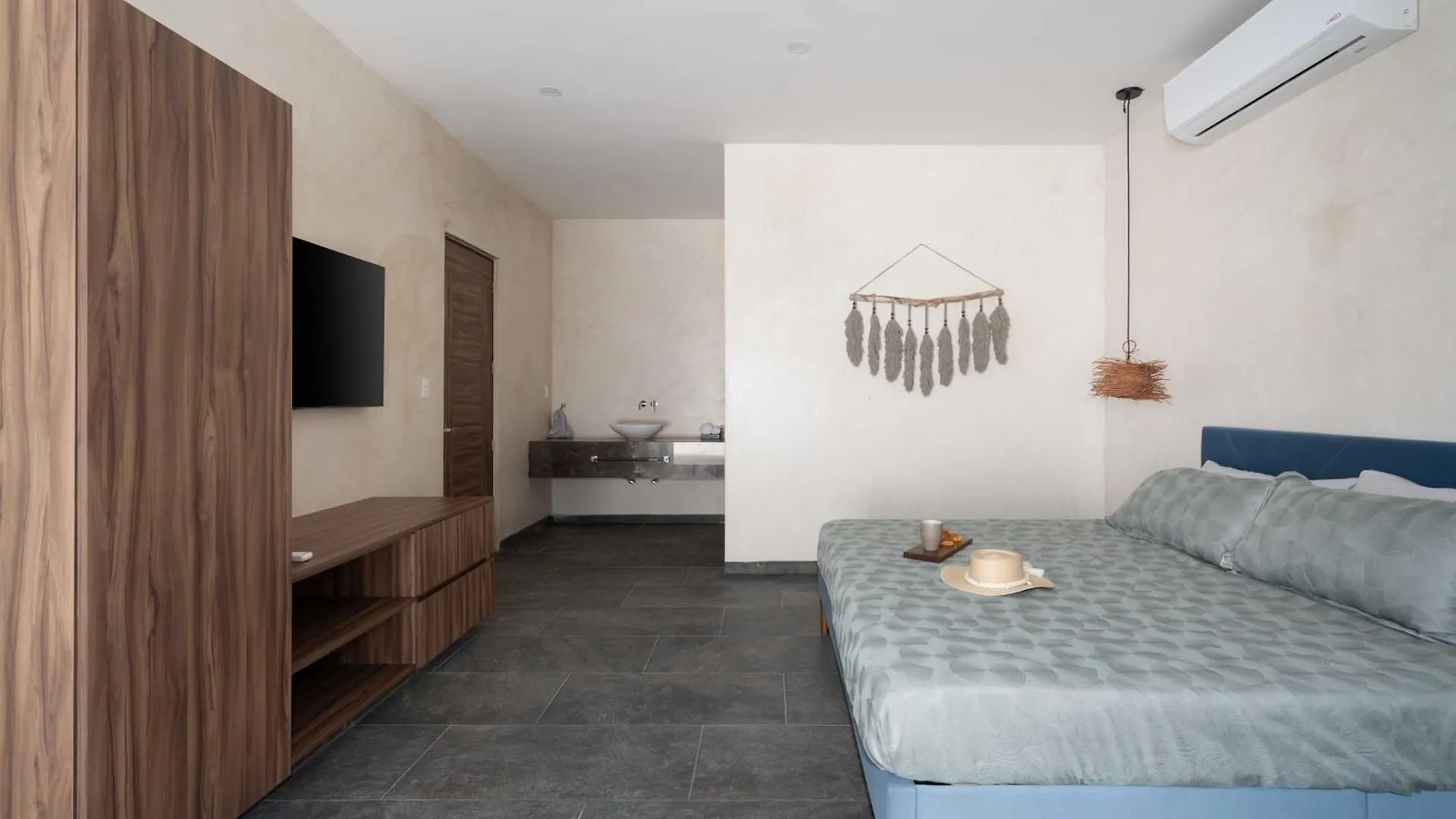 Twelve O'Clock - Luxury Villas Tulum
