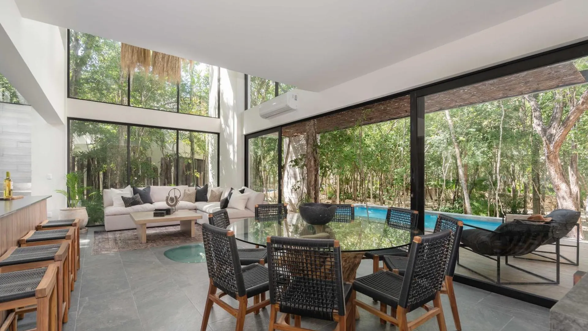 Twelve O'Clock - Luxury Villas Tulum