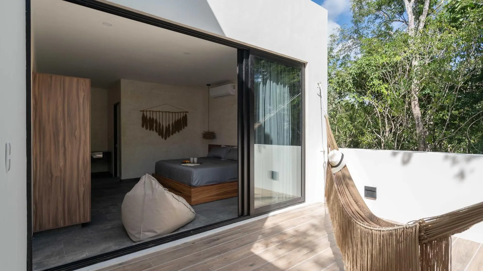 Twelve O'Clock - Luxury Villas Tulum Mexico