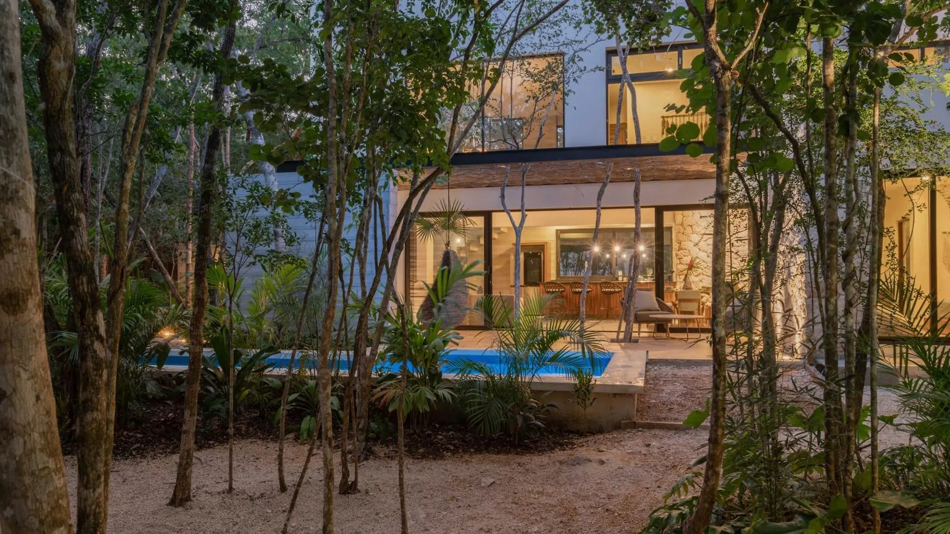 Twelve O'Clock - Luxury Villas Tulum
