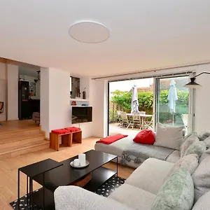 https://la-maison-coeur-de-ville-a-30min-de-lyon.hotels-rhonealpes.com