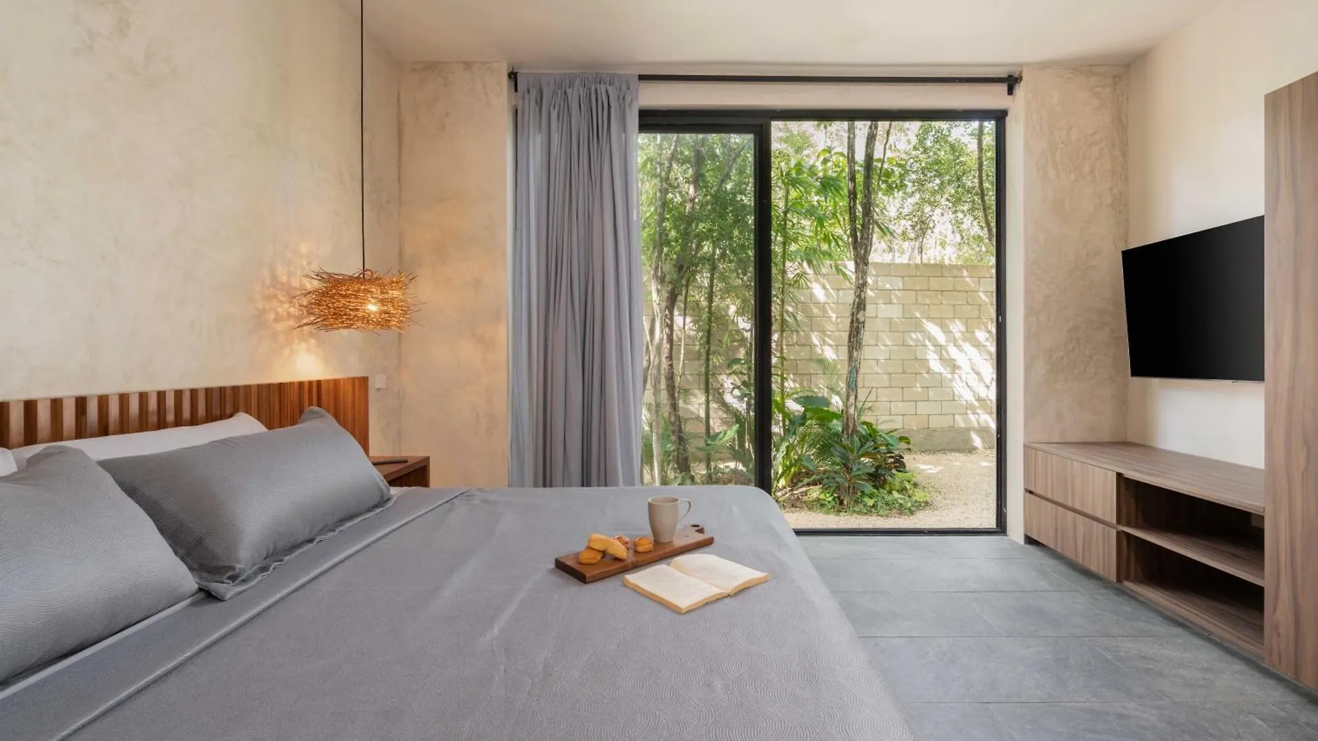 Twelve O'Clock - Luxury Villas Tulum