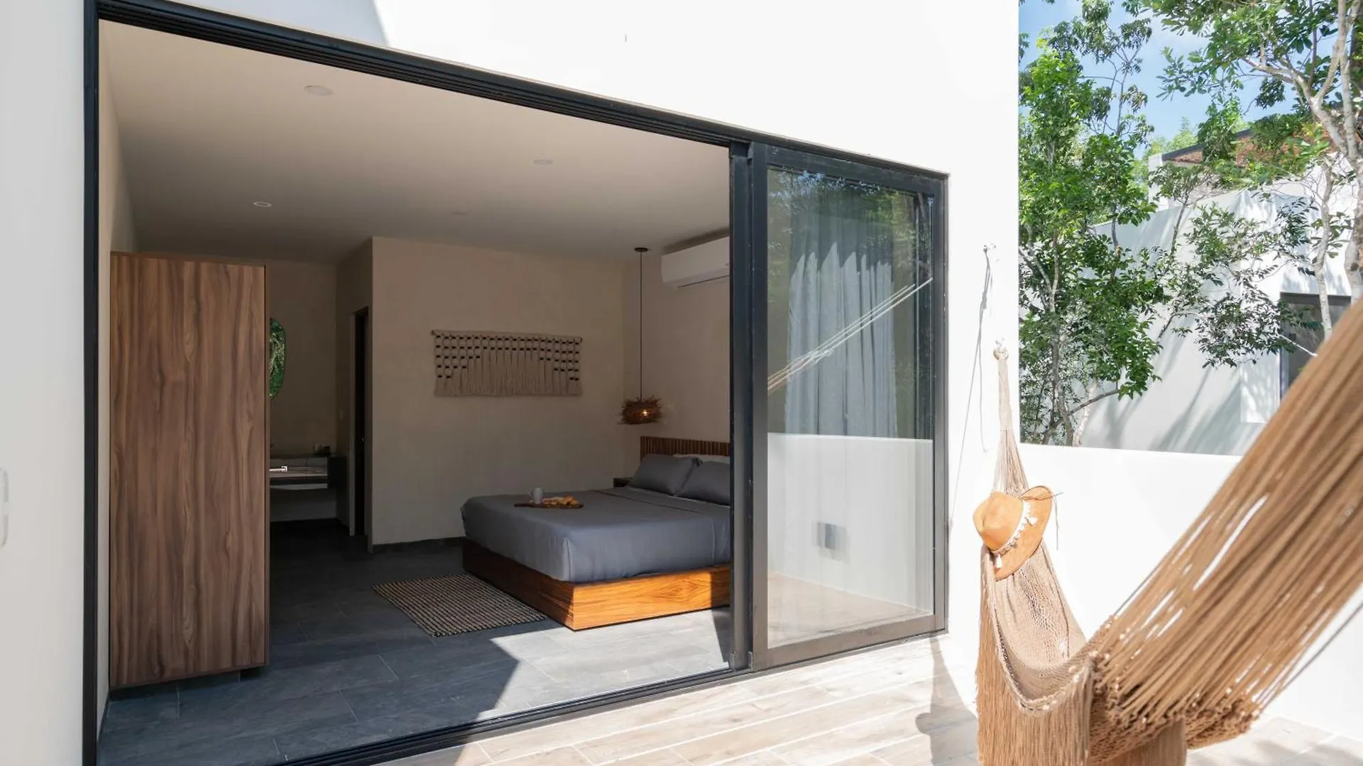Twelve O'Clock - Luxury Villas Tulum