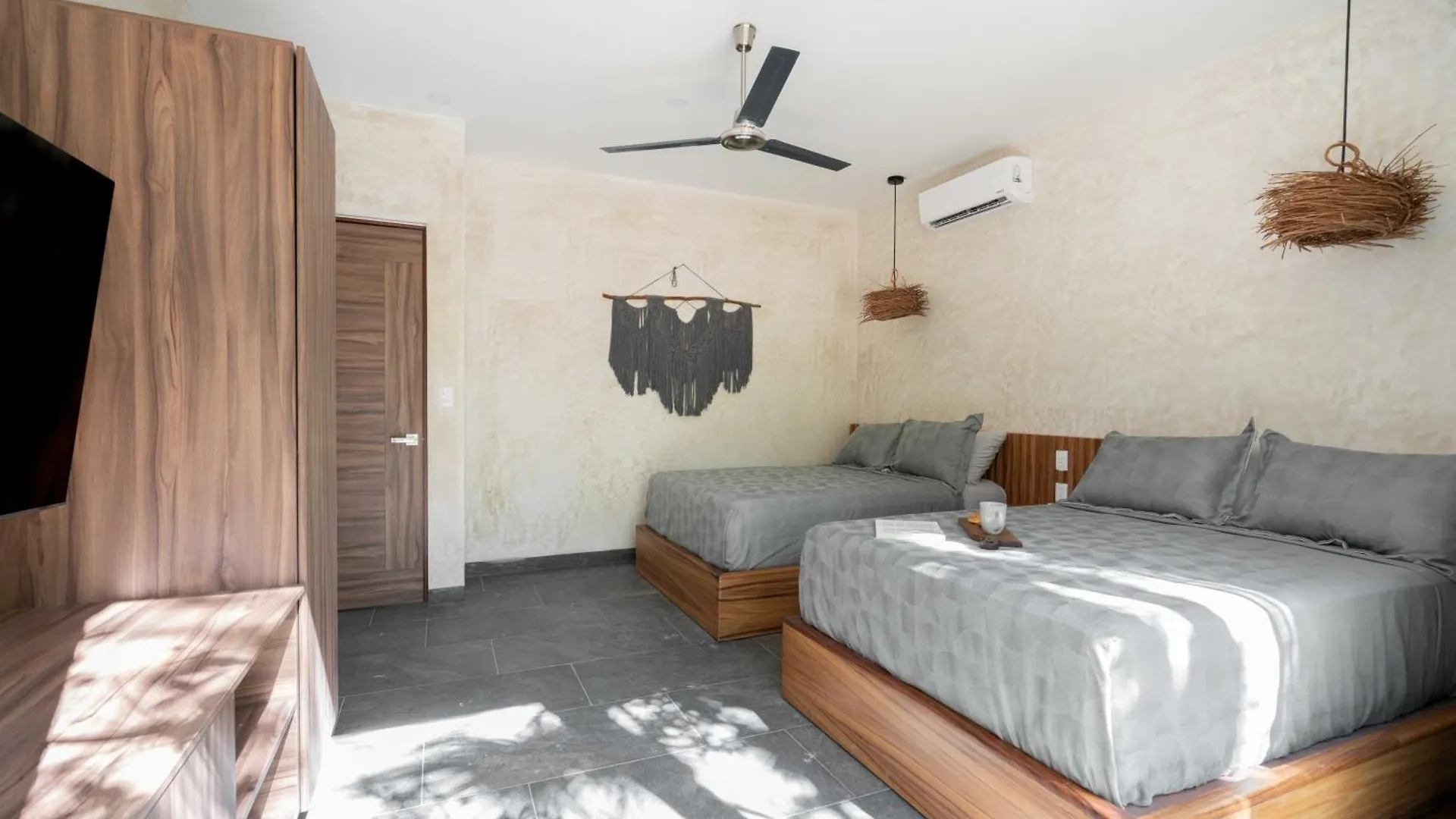 Twelve O'Clock - Luxury Villas Tulum Mexico