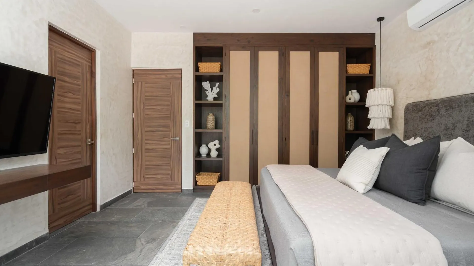 Twelve O'Clock - Luxury Villas Tulum