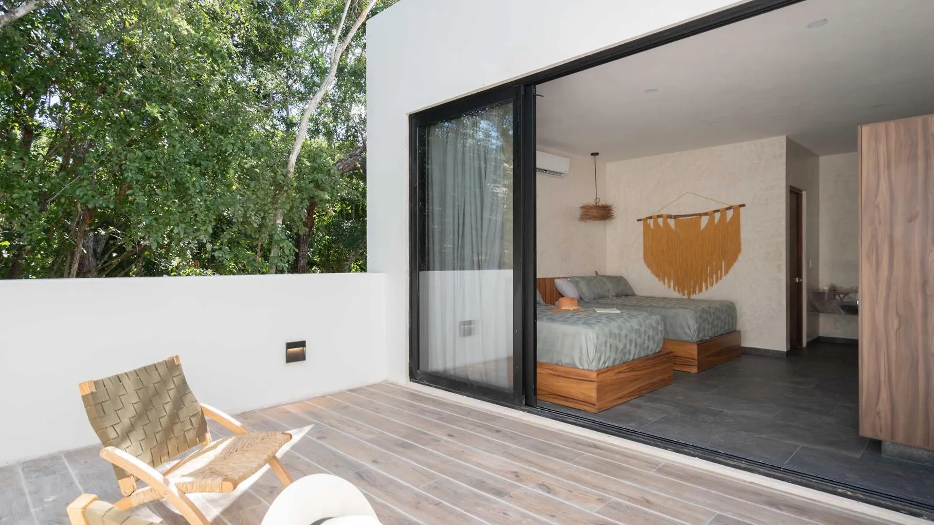 Twelve O'Clock - Luxury Villas Tulum