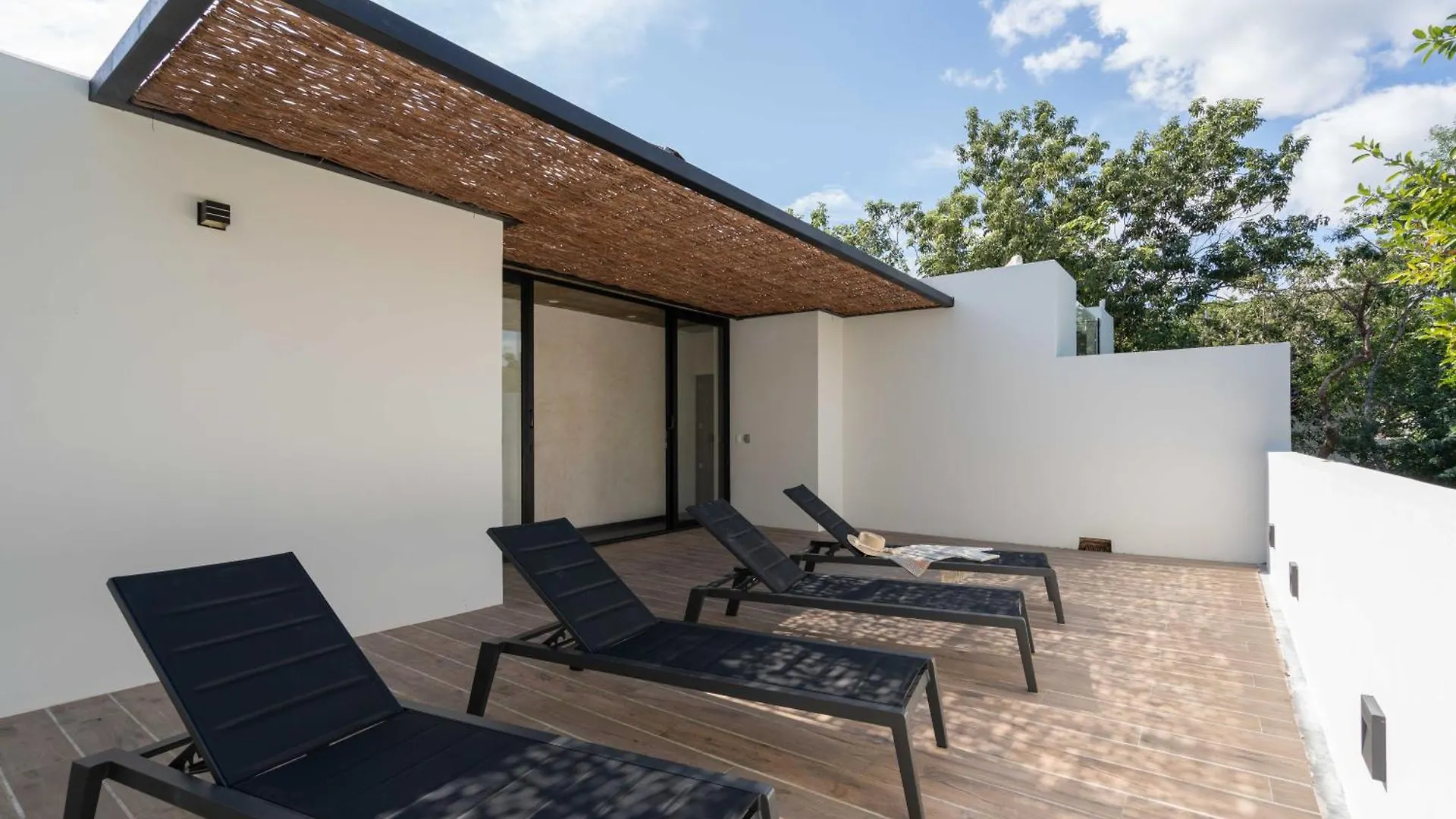 Twelve O'Clock - Luxury Villas Tulum